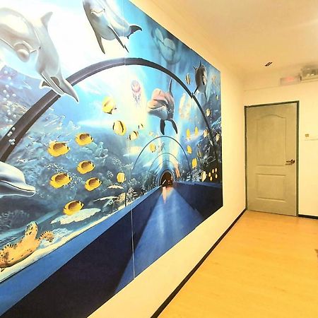 The Ship Guesthouse Room Semporna Bagian luar foto